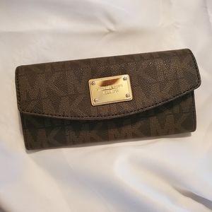 Michael Kors wallet